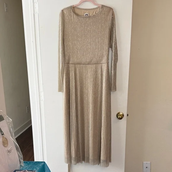 Anne Klein Gold Long Sleeve Dress - Picture 1 of 3